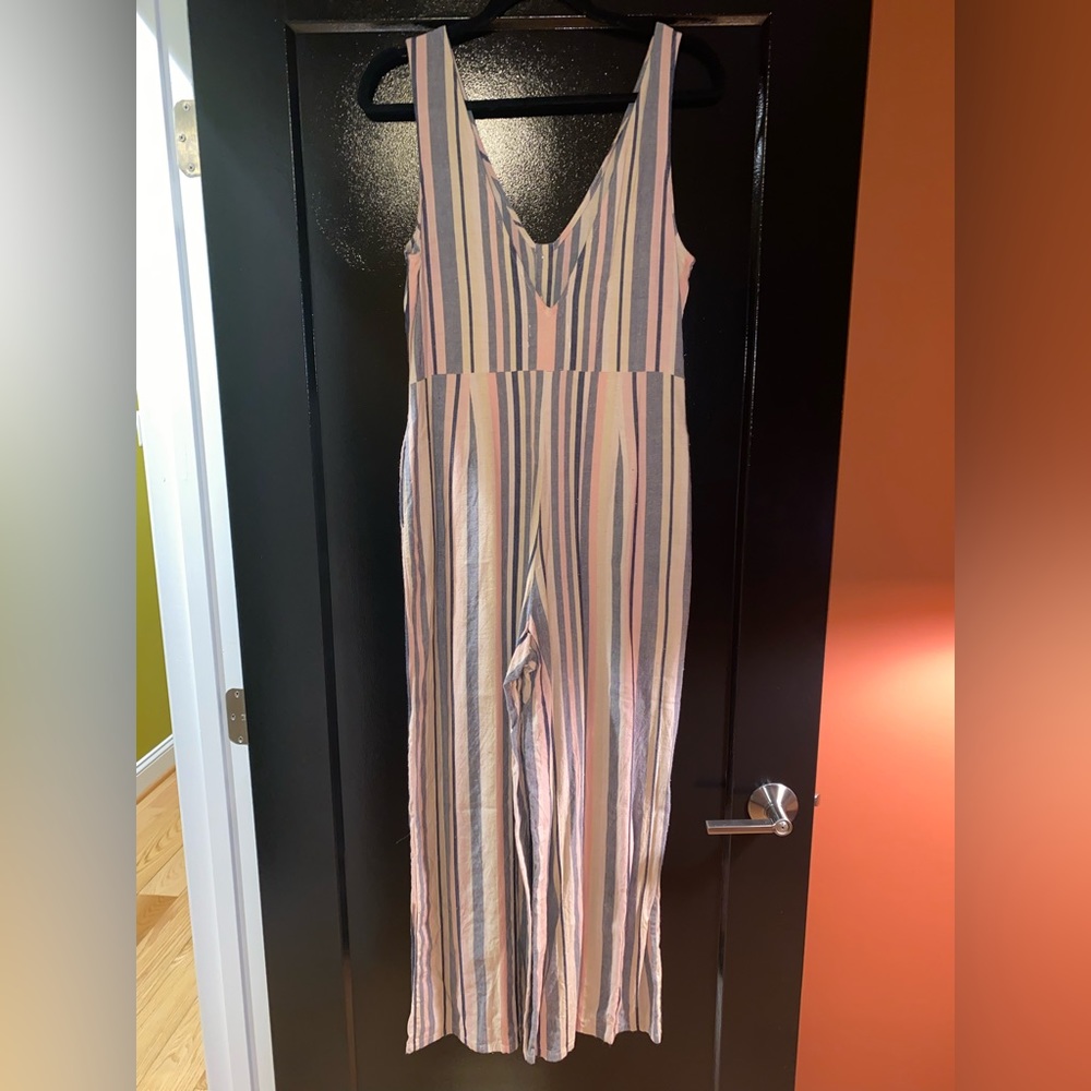 Urban Outfitters Jumpsuit / Romper